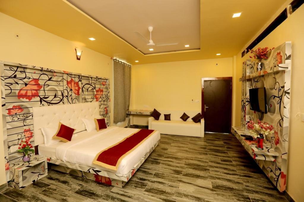 Rock Star Hotel Pushkar Exterior photo